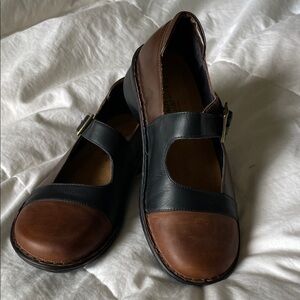 Naot | Rhythm | Allegro Collection | Brown/Black | Leather | Flats | Size 39